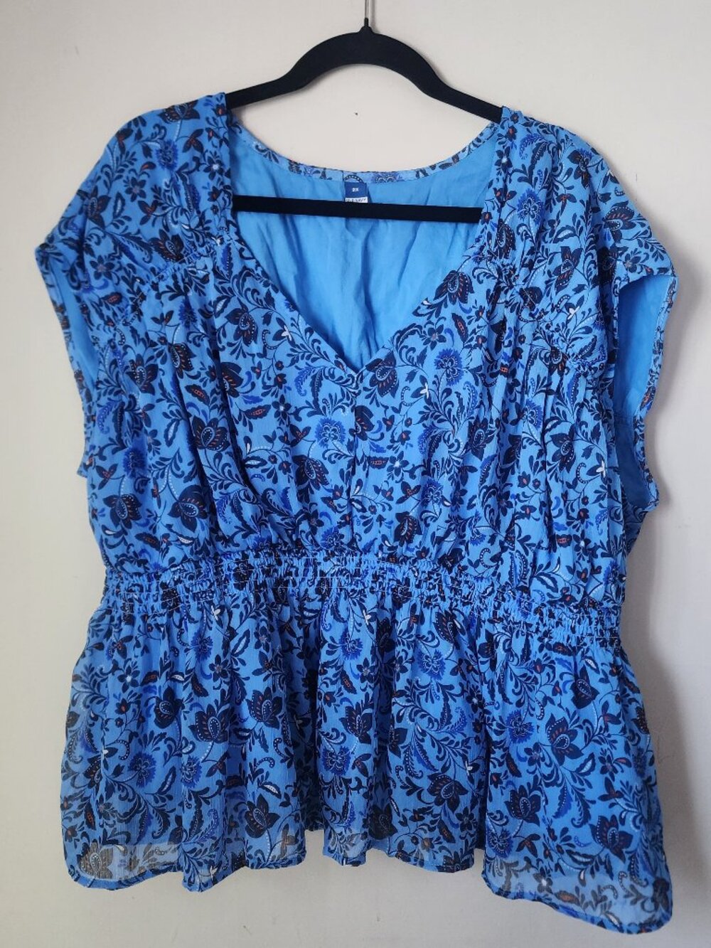 Old Navy Plus Size 2X Blue Floral V-Neck Smocked Peplum Blouse Top